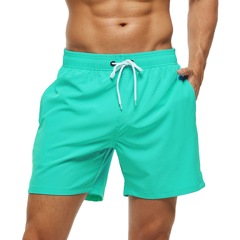 SHORT deportivo elástico para hombre.