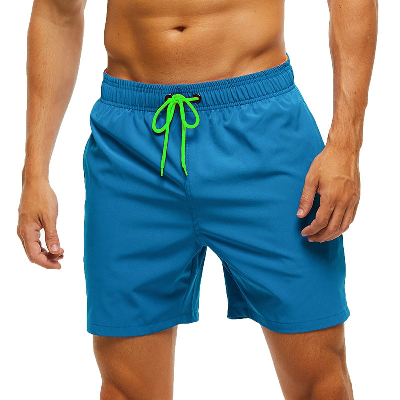 SHORT deportivo elástico para hombre.